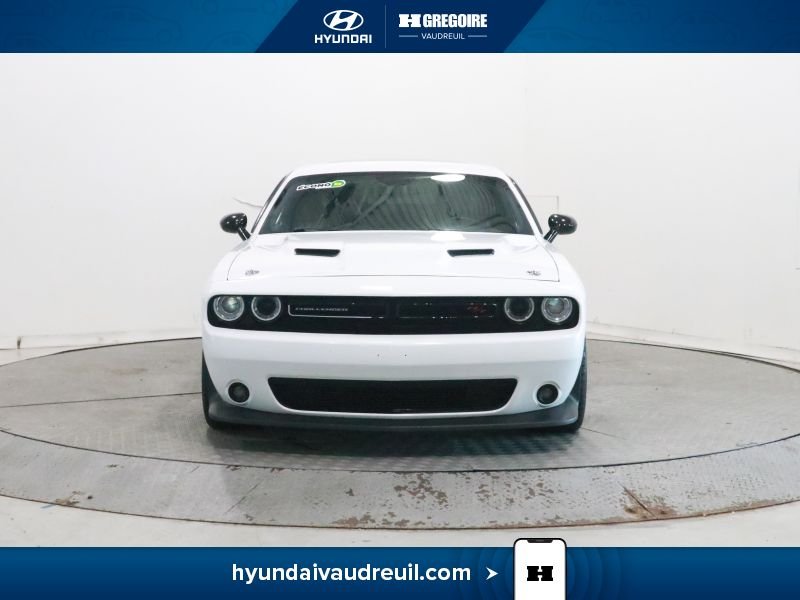 2016 Dodge Challenger White Laval - photo #2