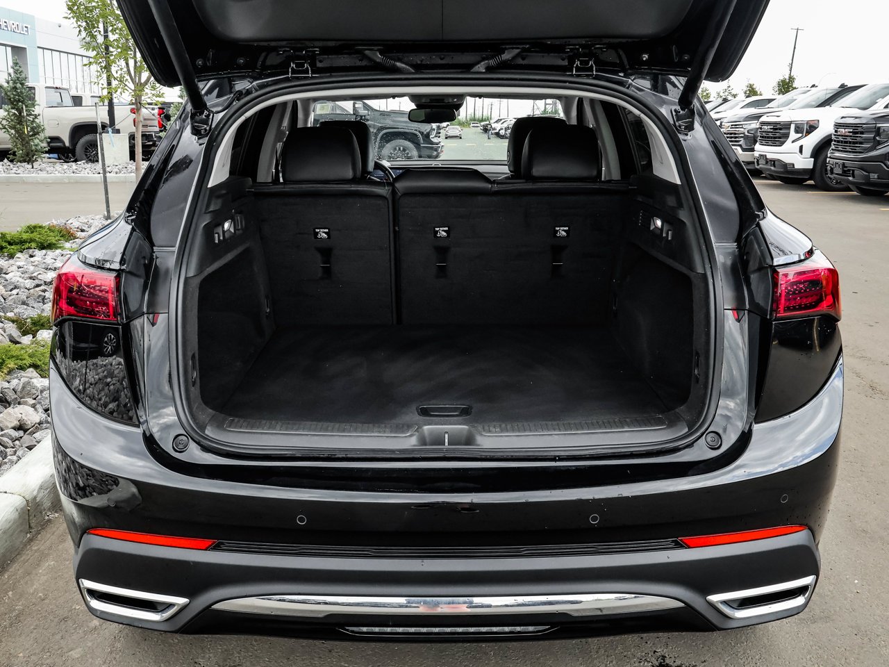 2024 Buick Envision AWD 4dr Preferred Black Sherwood Park - photo #8