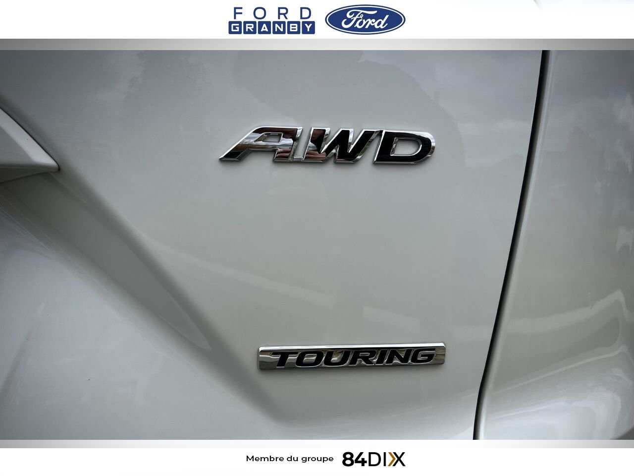 2017 Honda CR-V Touring White Granby - photo #27