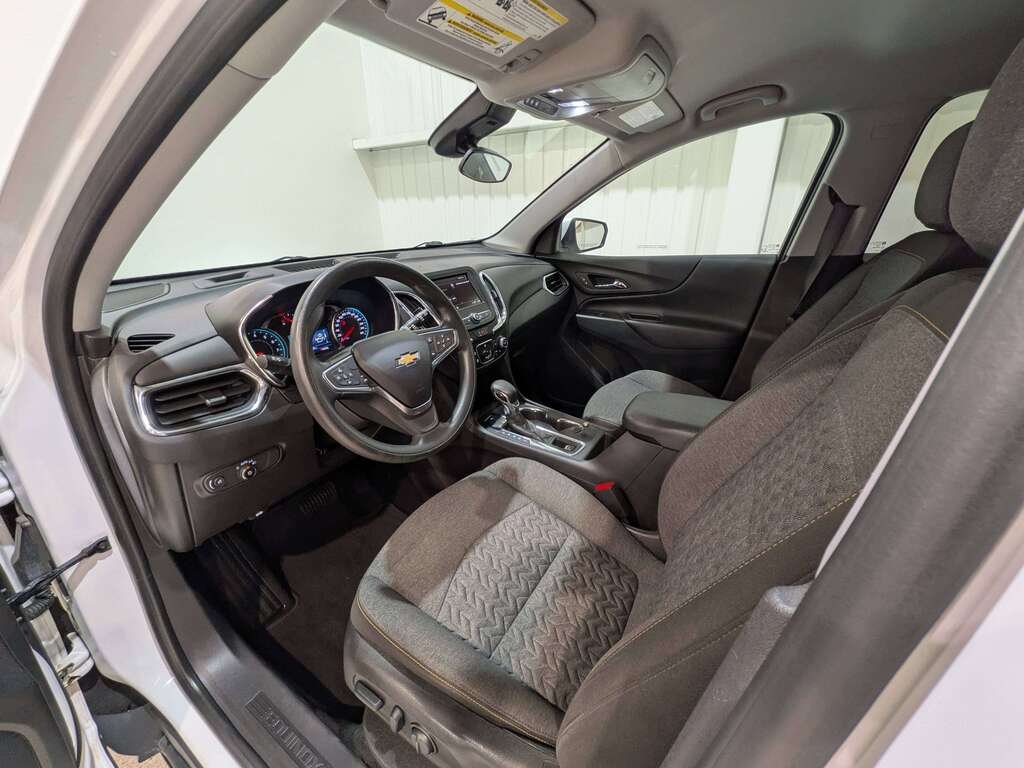 2023 Chevrolet Equinox AWD 4dr LT White Val-David - photo #8