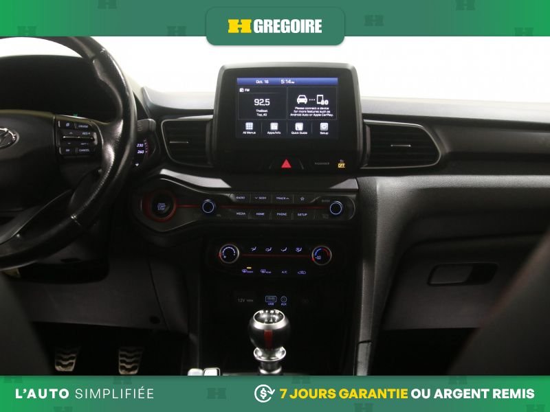 2019 Hyundai Veloster White Blainville - photo #21