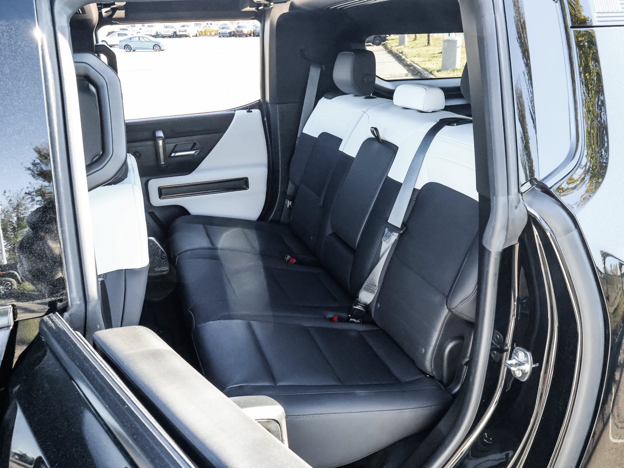 2024 GMC HUMMER EV SUV e4WD 4dr 2X Black Sherwood Park - photo #15