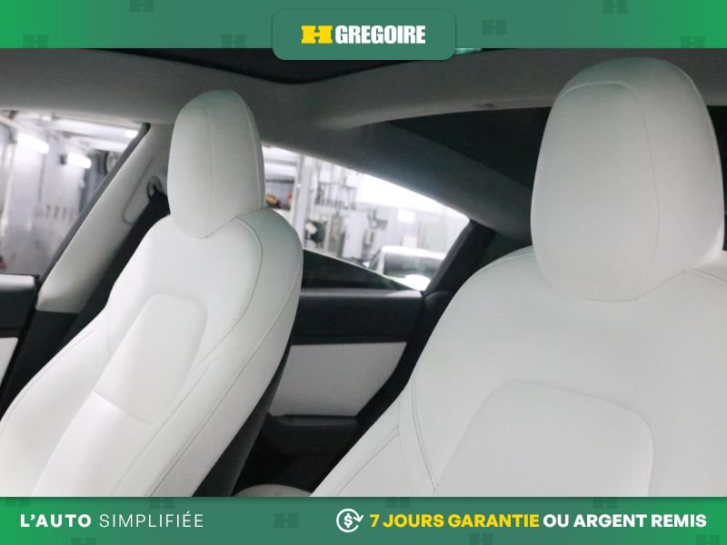 2020 Tesla Model 3 White Laval - photo #11
