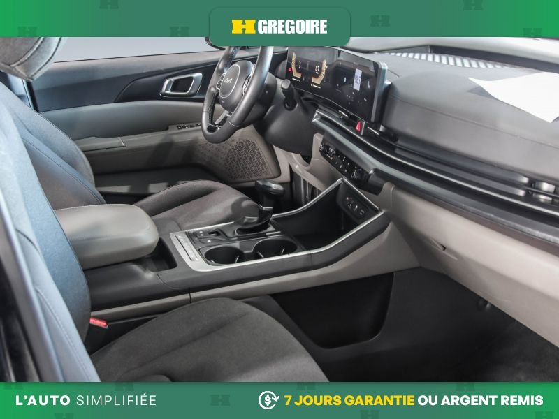 2025 Kia Carnival Black Blainville - photo #30