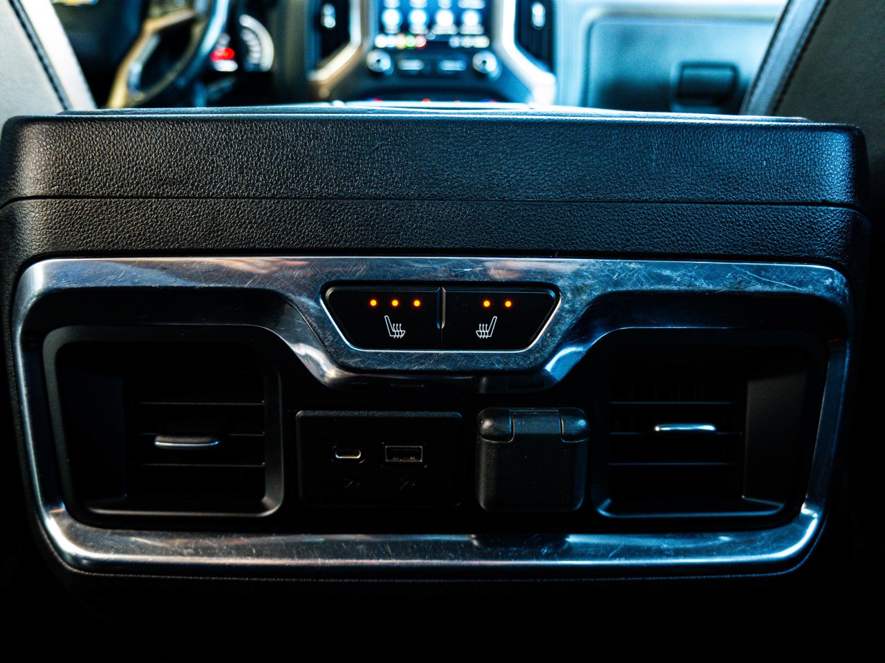2023 Chevrolet Silverado 3500HD 4WD Crew Cab 159 High Country White Sherwood Park - photo #32