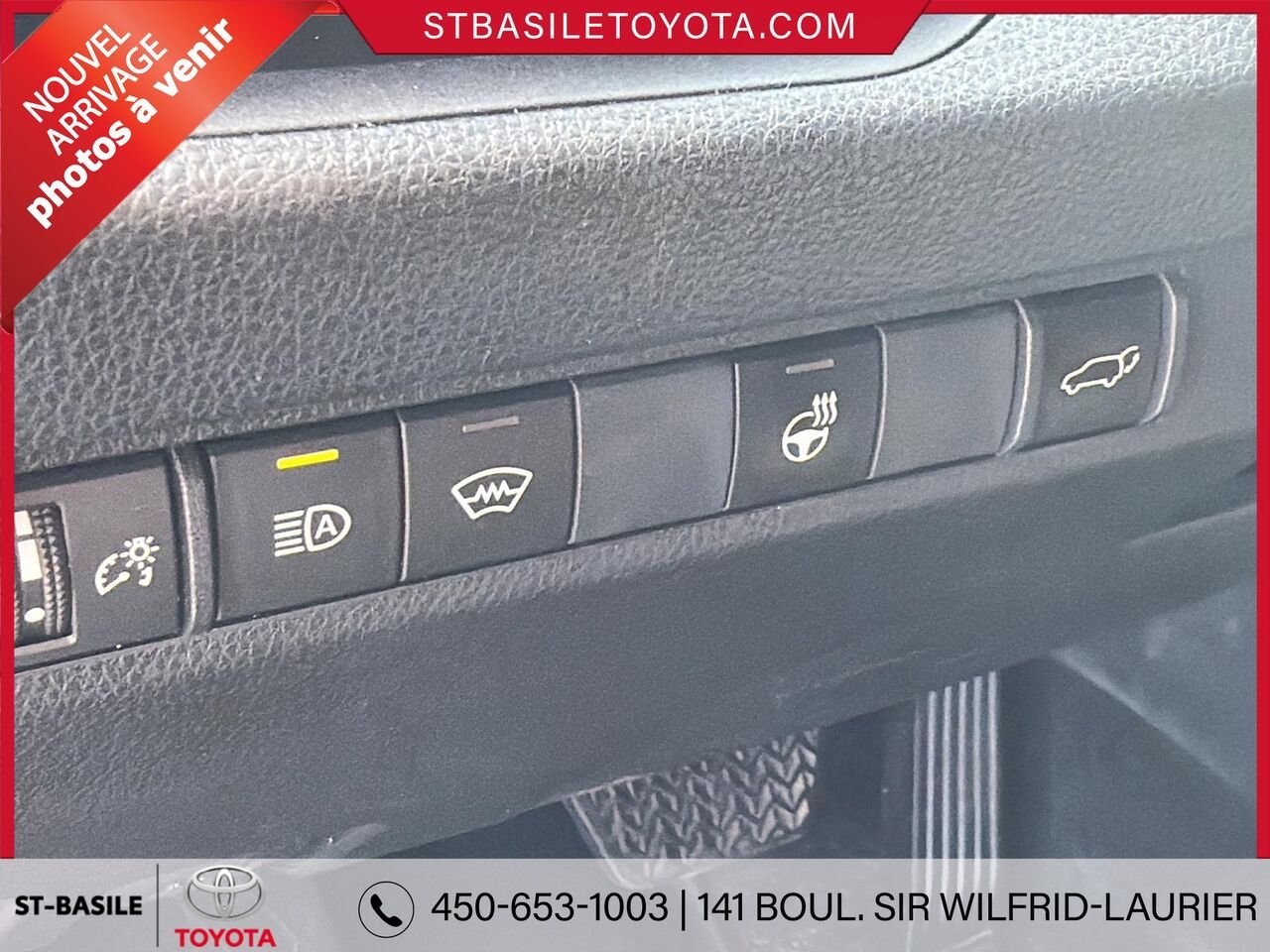TOYOTA RAV4 PRIME 2023 Blanc Saint-Basile-le-Grand - photo #10