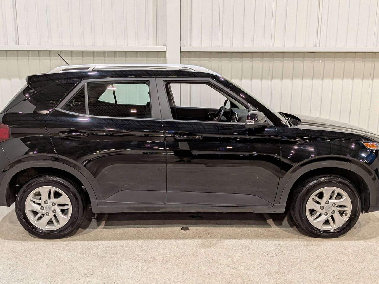 2026 Hyundai Venue Preferred IVT Black Val-David - photo #7
