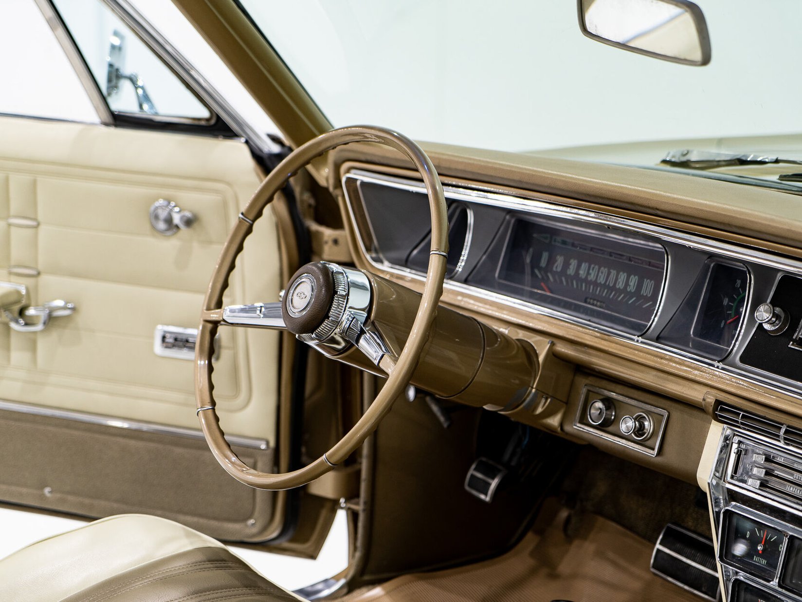 Chevrolet Impala 427 Convertible fully loaded with A/C **PRIX EN USD** 1966 Montréal - photo #10