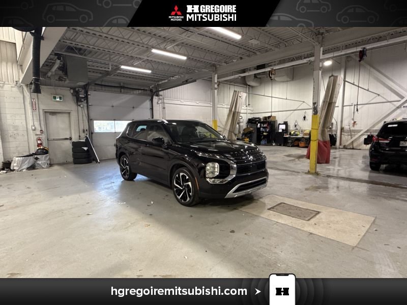 Mitsubishi Outlander MR4634 | LE Premium *AWD Mags *A partir 0.9%* Carplay 2022 Noir Laval - photo #0