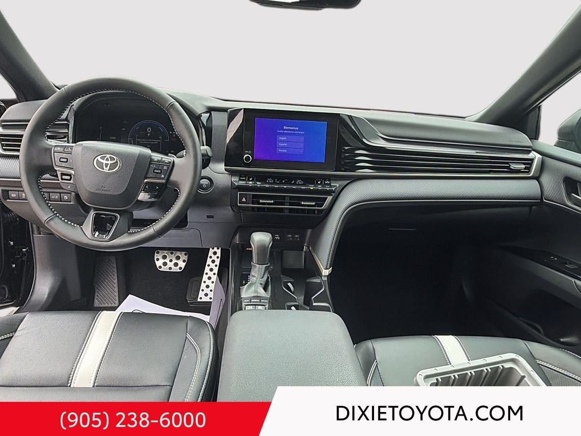 2026 Toyota Camry Power Sunroof, Leather Interior, Heated Seats, Alloy Wheels, Heated Steering Wheel, Bluetooth Midnight Black Metallic Mississauga - photo #31