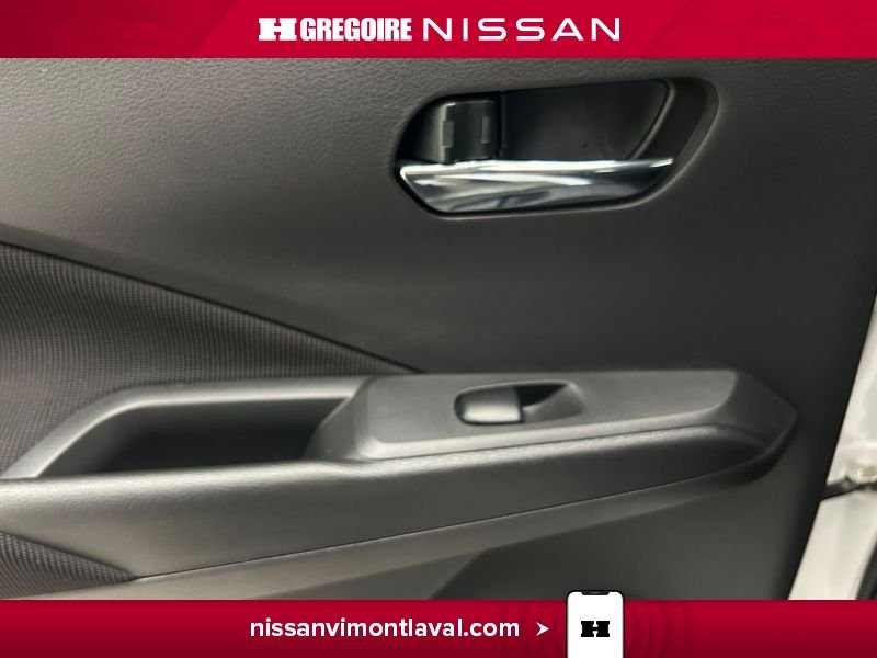 2025 Nissan Kicks White Laval - photo #25