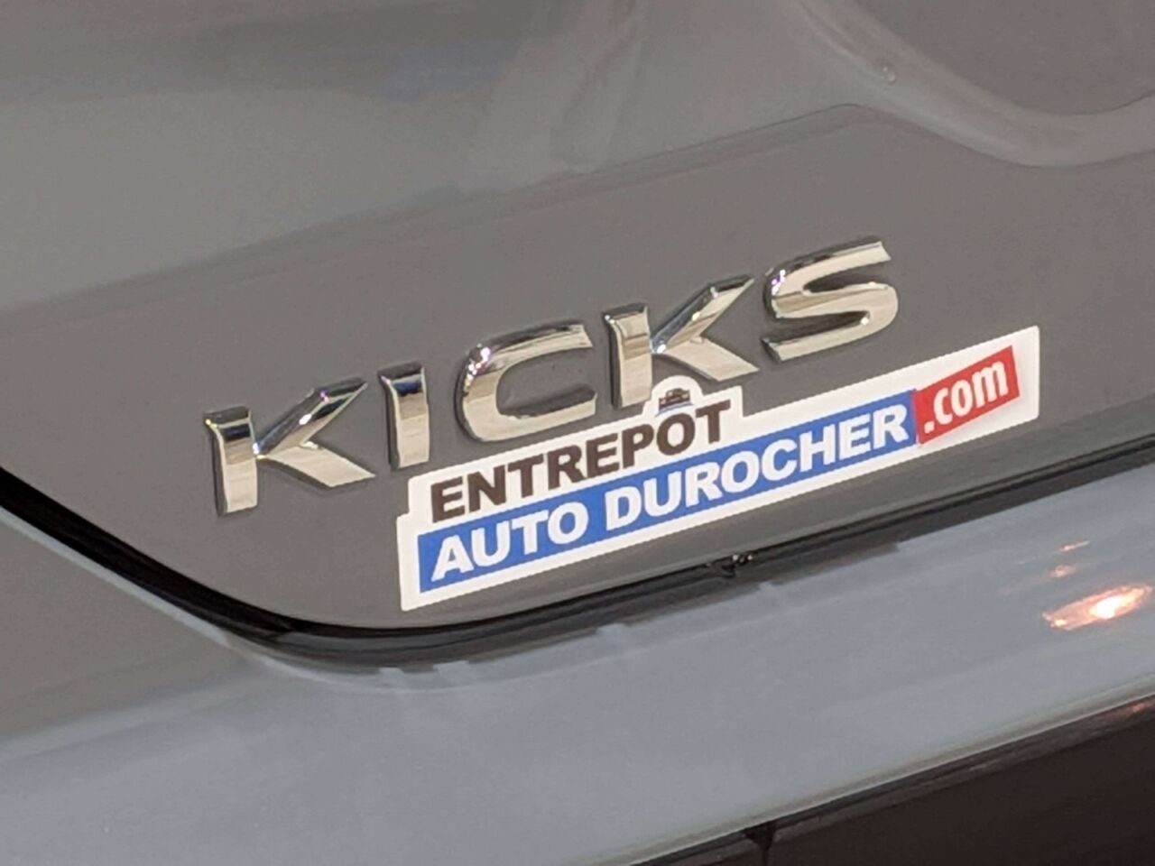 2024 Nissan Kicks S FWD Grey Val-David - photo #31