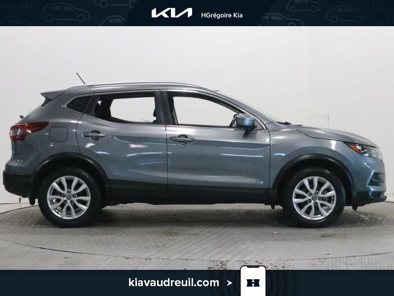 Nissan Qashqai 2023 Gris Laval - photo #7