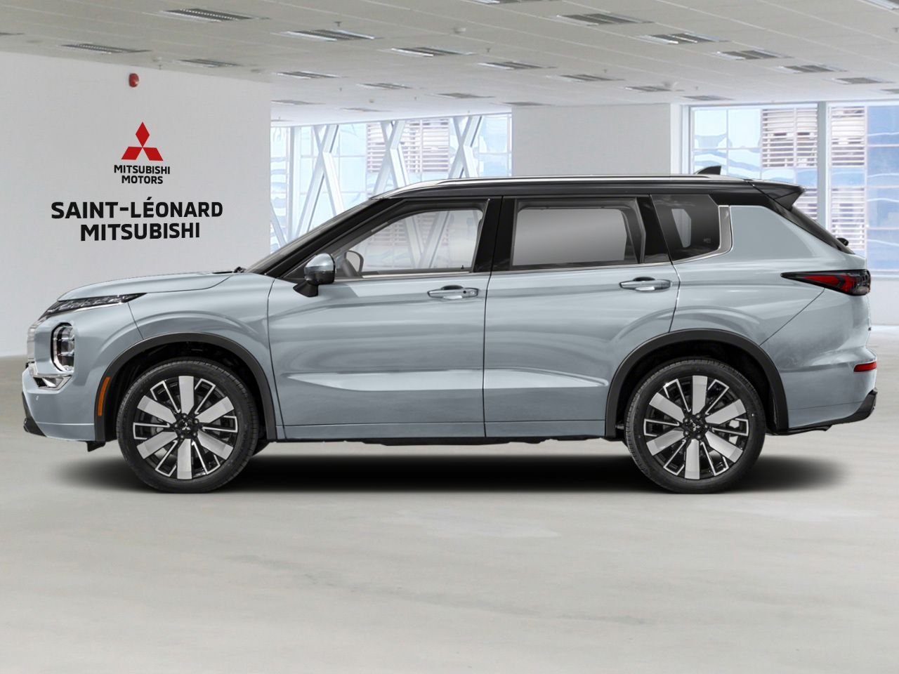 2026 Mitsubishi Outlander GT Moonstone Grey/Black Roof Montreal - photo #2