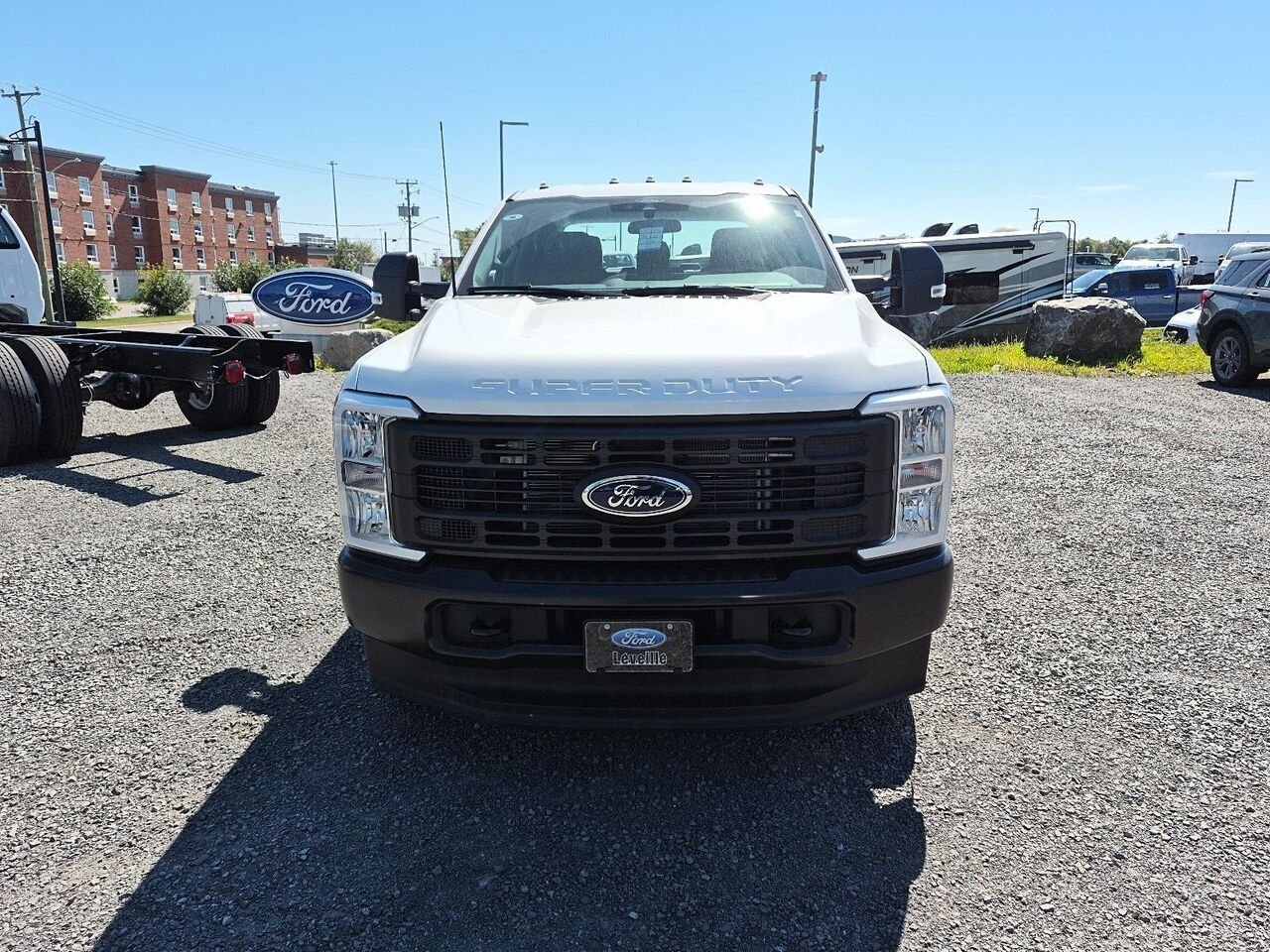 2026 Ford Super Duty F-250 SRW Oxford White Saint-Jérôme - photo #1
