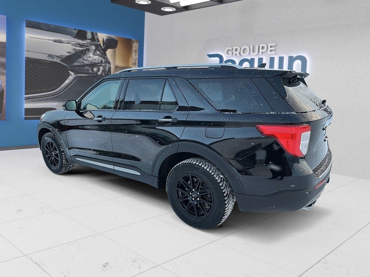 2023 Ford Explorer Black Rouyn-Noranda - photo #3