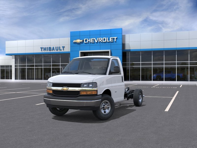 2026 CHEVROLET FOURGONNETTE COMMERCIALE TRONQUÉE EXPRESS 3500 fourgonnette 139 po White Sherbrooke - photo #7