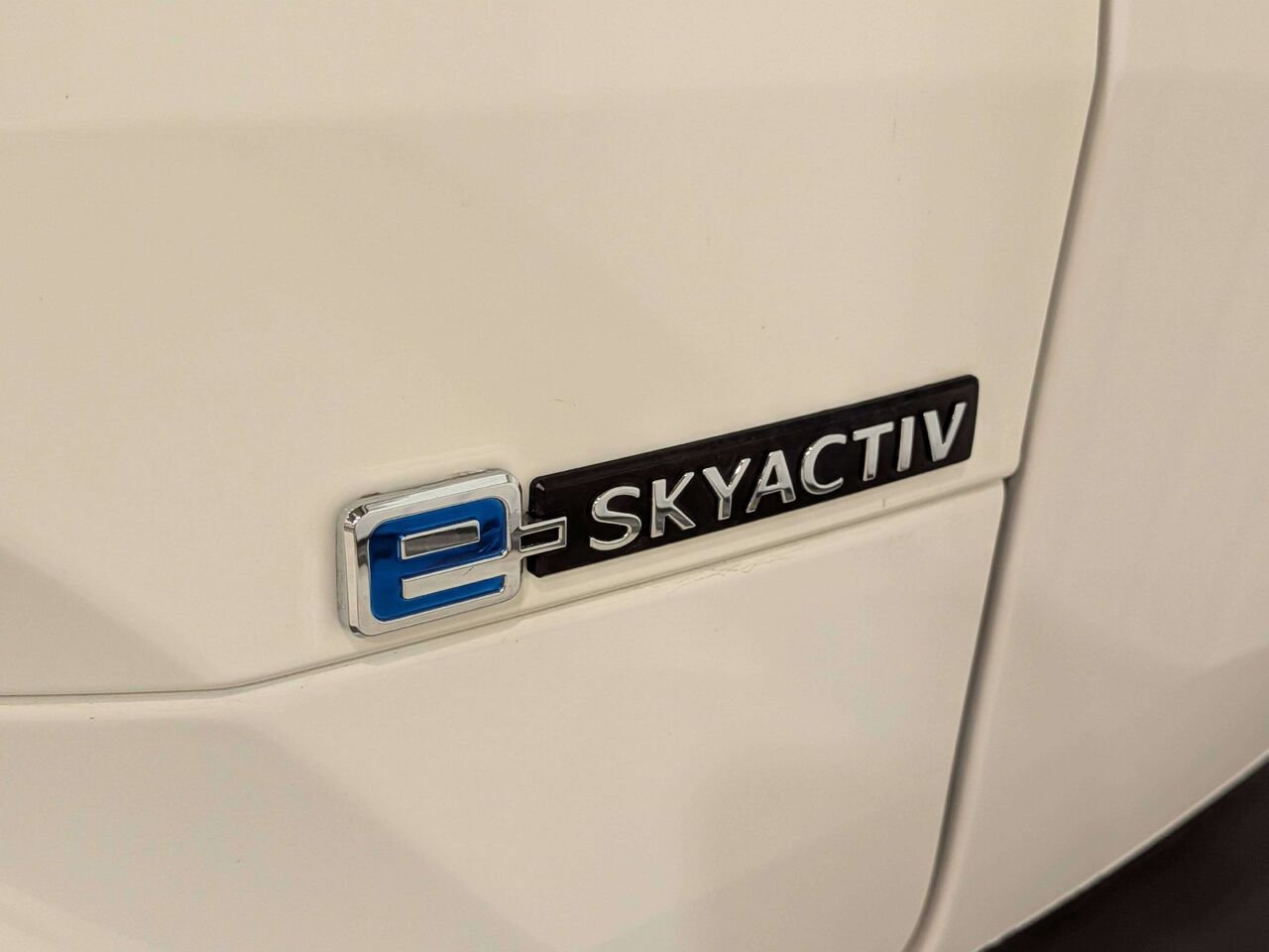 Mazda MX-30 EV GS FWD 2022 Blanc Val-David - photo #37