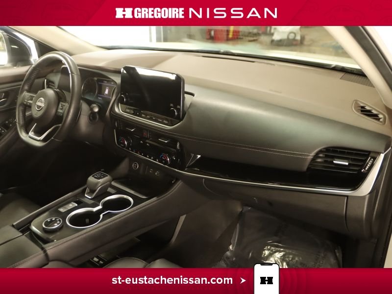 2023 Nissan Rogue White Laval - photo #42