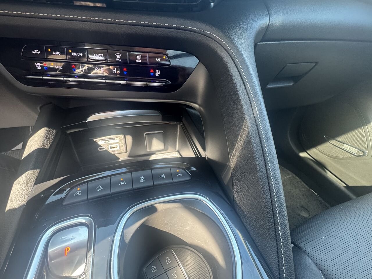 BUICK ENVISION AVENIR Avenir 4 portes TI 2023 Rouge Ottawa & Gatineau - photo #8