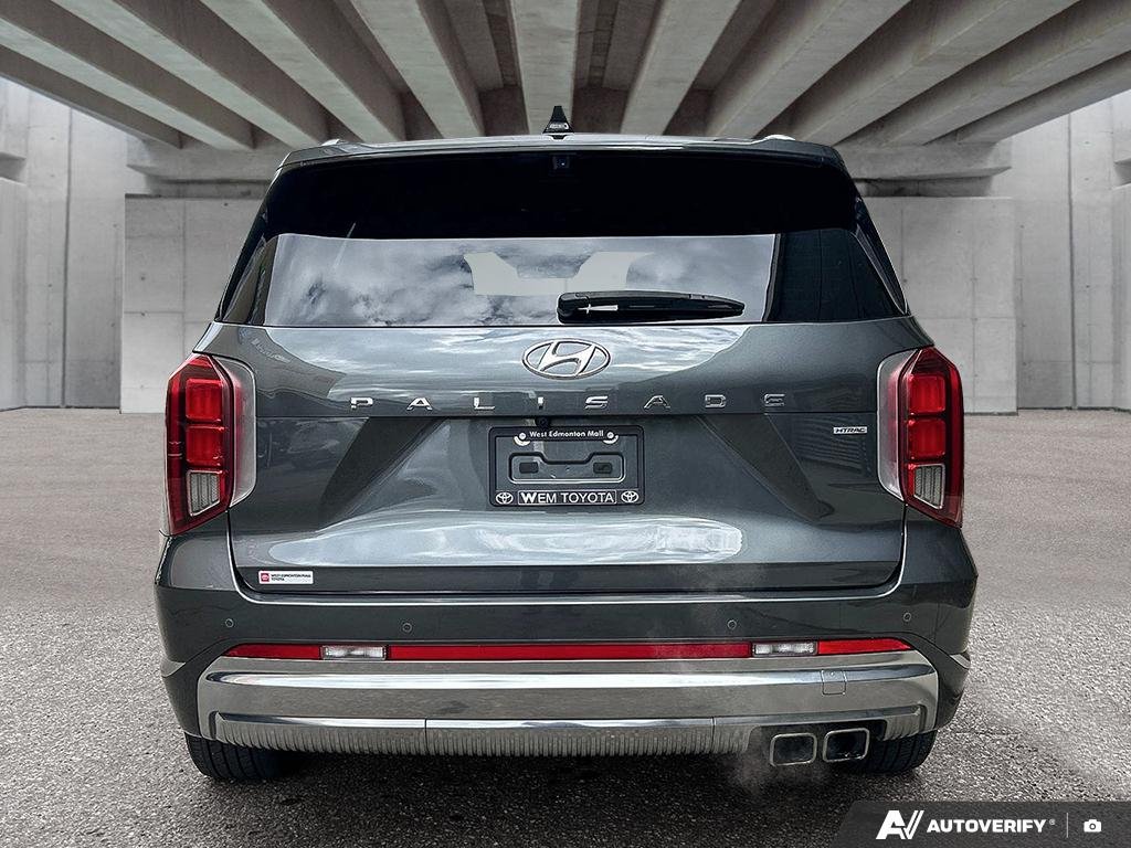 2023 Hyundai Palisade 2700008A | Ultimate Calligraphy, very low kms! Edmonton - photo #4