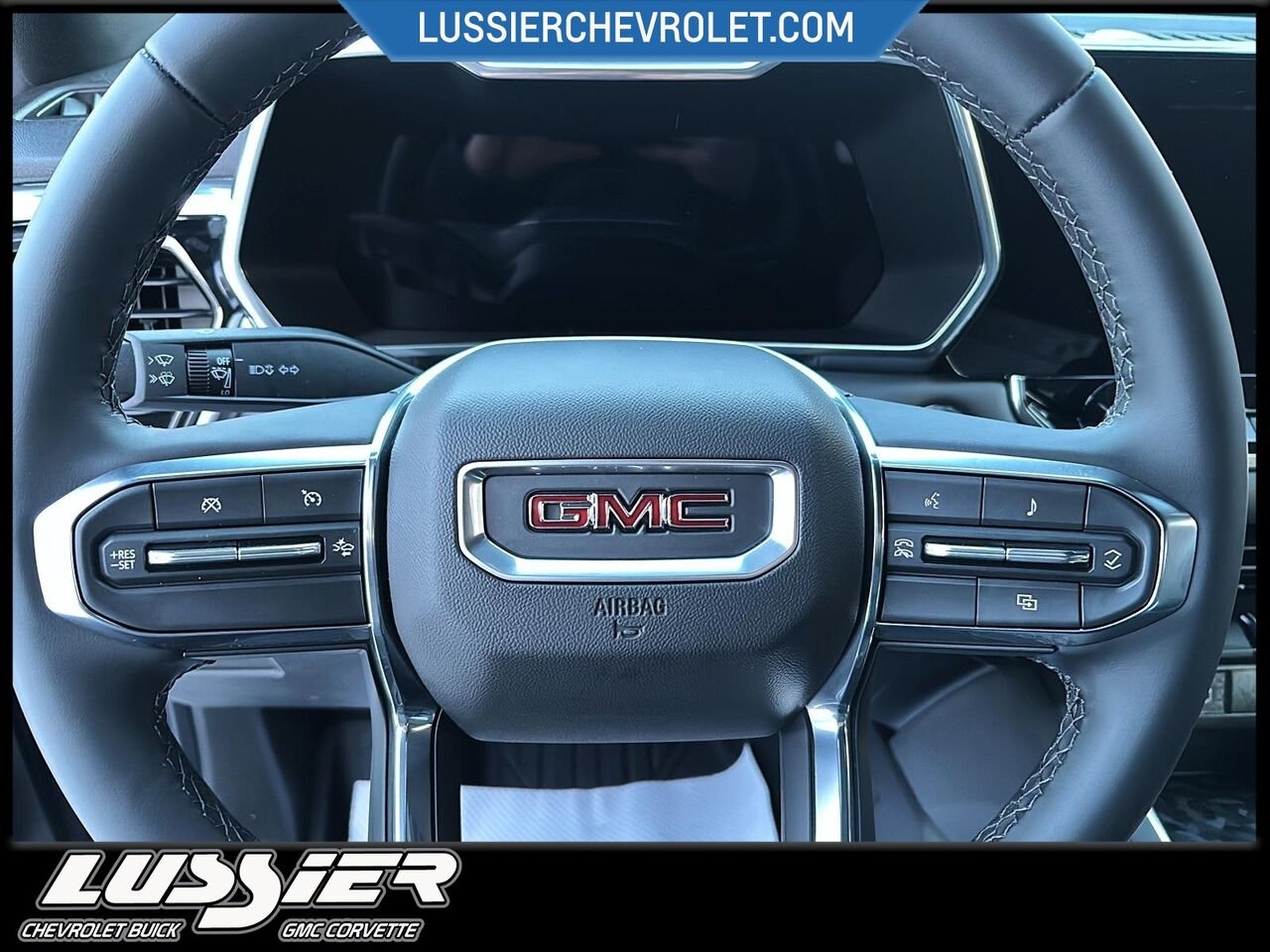 GMC Canyon Elevation cabine multiplace 4RM 2026 NOIR ONYX Saint-Hyacinthe - photo #9