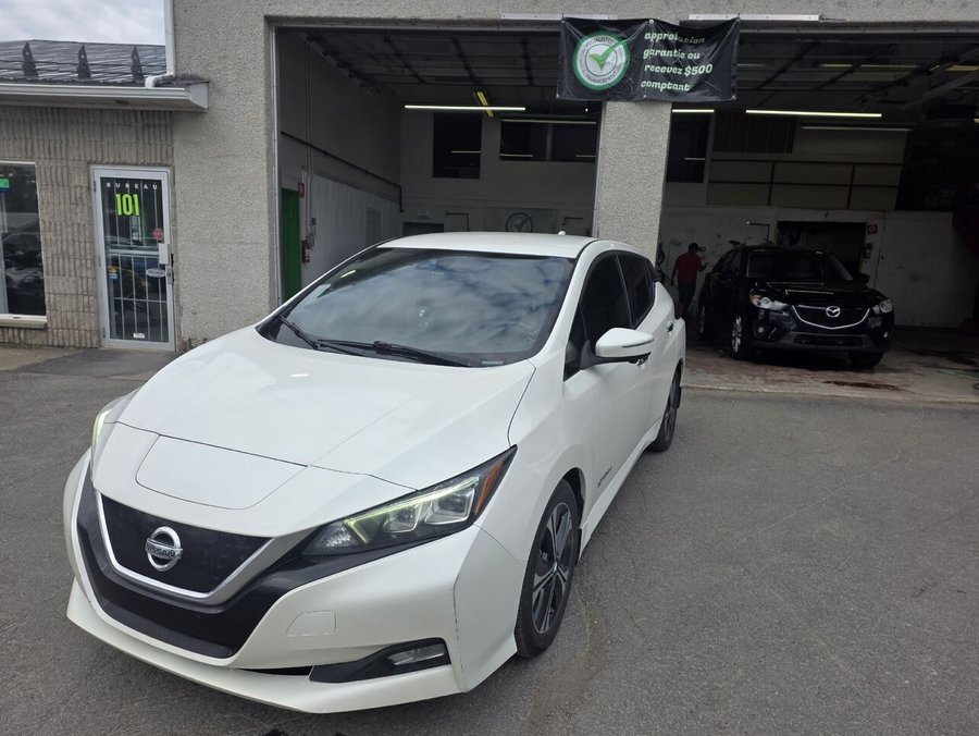 2018 Nissan LEAF 2018 White