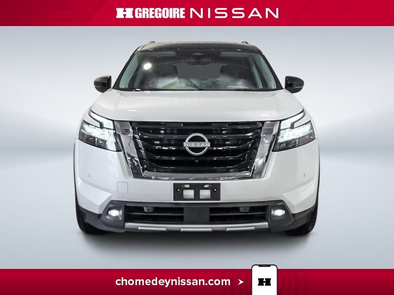 Nissan Pathfinder 2024 Blanc Blainville - photo #1