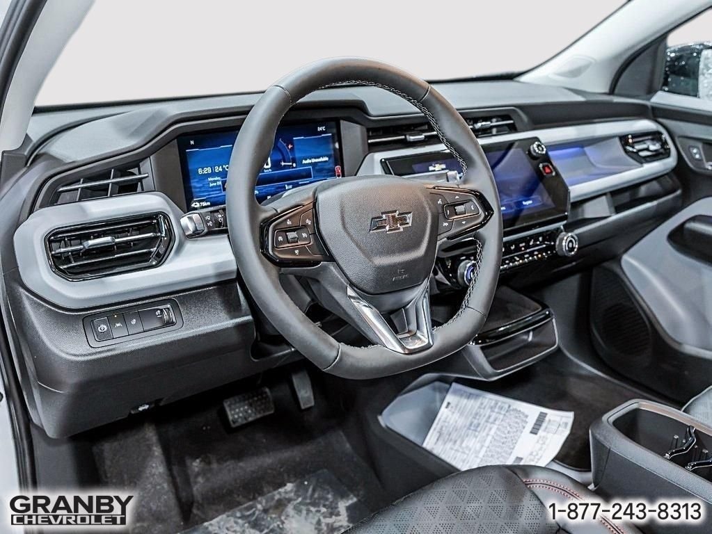 Chevrolet Bolt RS 4 portes TA | E27-0098 2027 BLANC SOMMET Granby - photo #9