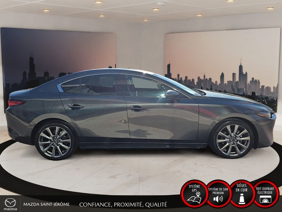 Mazda Mazda3 GT | AWD | TOIT OUVRANT | CUIR | TETE HAUTE | 2022 Gris