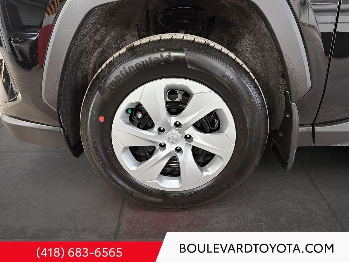 Toyota RAV4 531711-109 | LE 2025 Noir Québec - photo #15