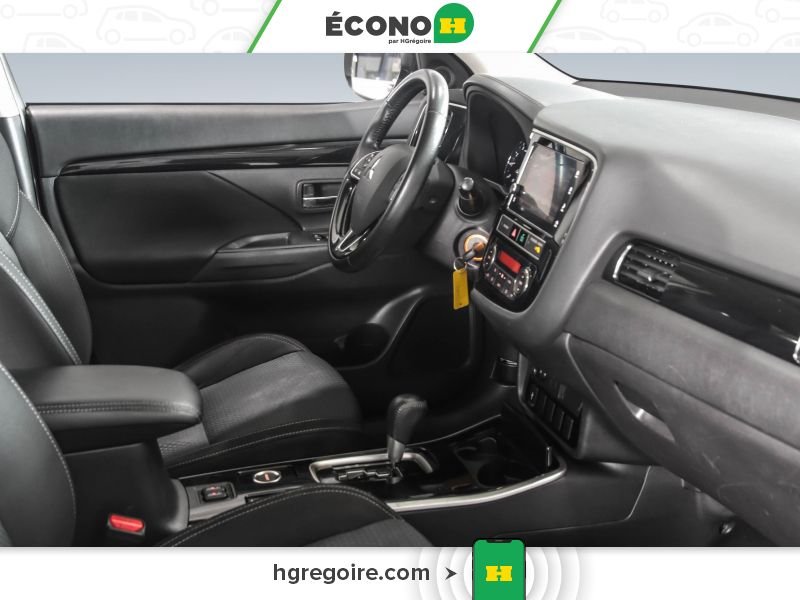 2019 Mitsubishi Outlander White Saint-Eustache - photo #24