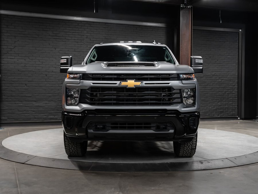 2025 Chevrolet Silverado 2500HD Custom | Soft Roll Tonneau Cover | Spray in Bedliner | Heavy Duty Mudflaps Grey
