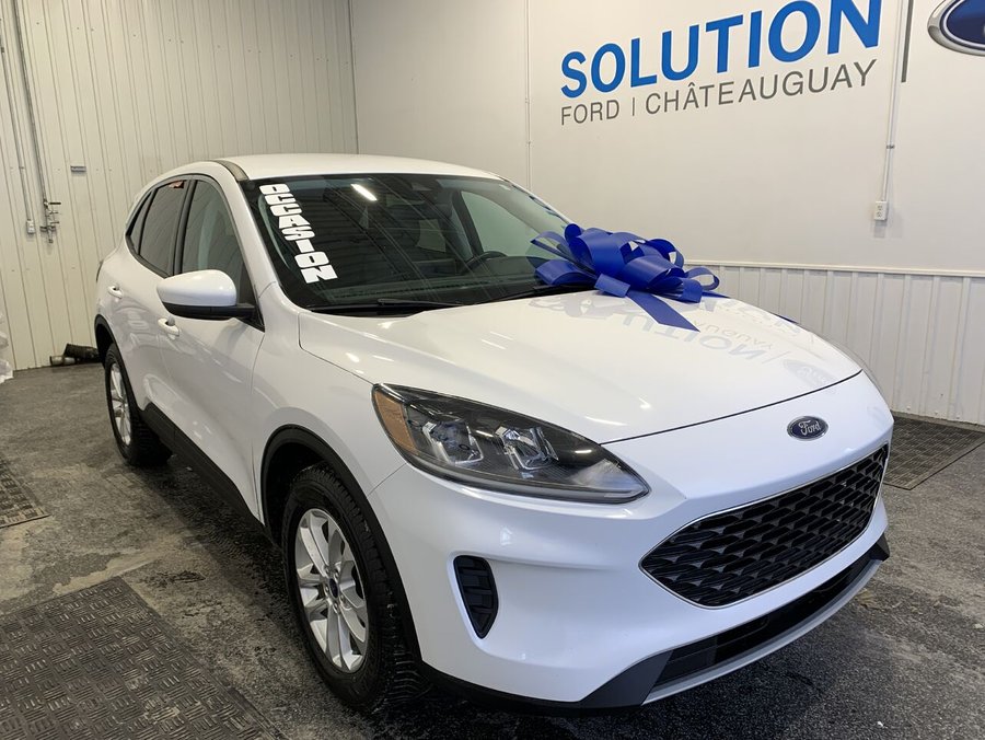 2021 Ford Escape ESCAPE SE AWD White