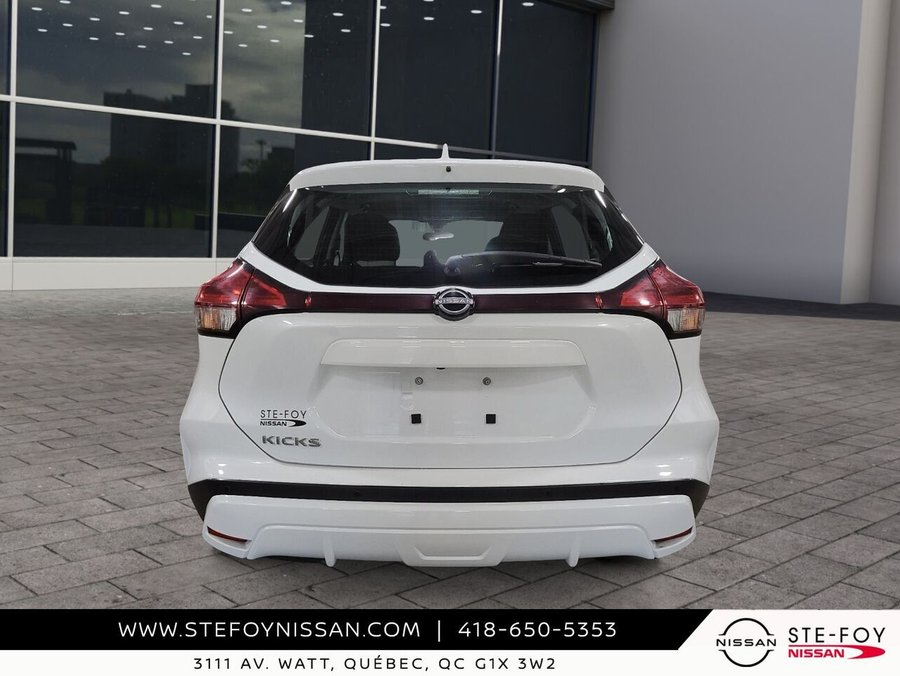 2025 Nissan KICKS PLAY S TA 2025 Grey