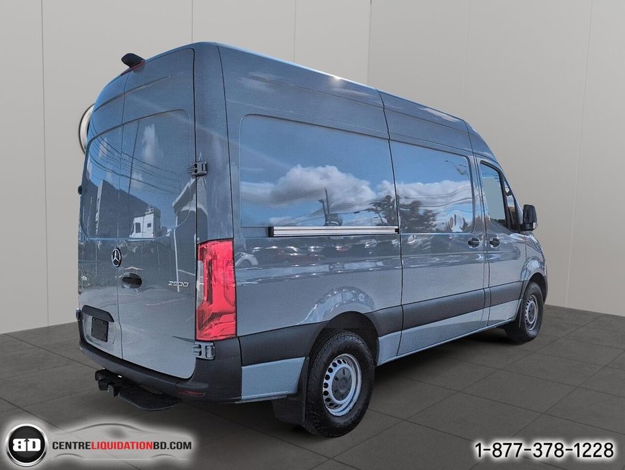 2022 Mercedes-Benz Sprinter fourgonnette utilitaire 2500 V6 144PO Grey
