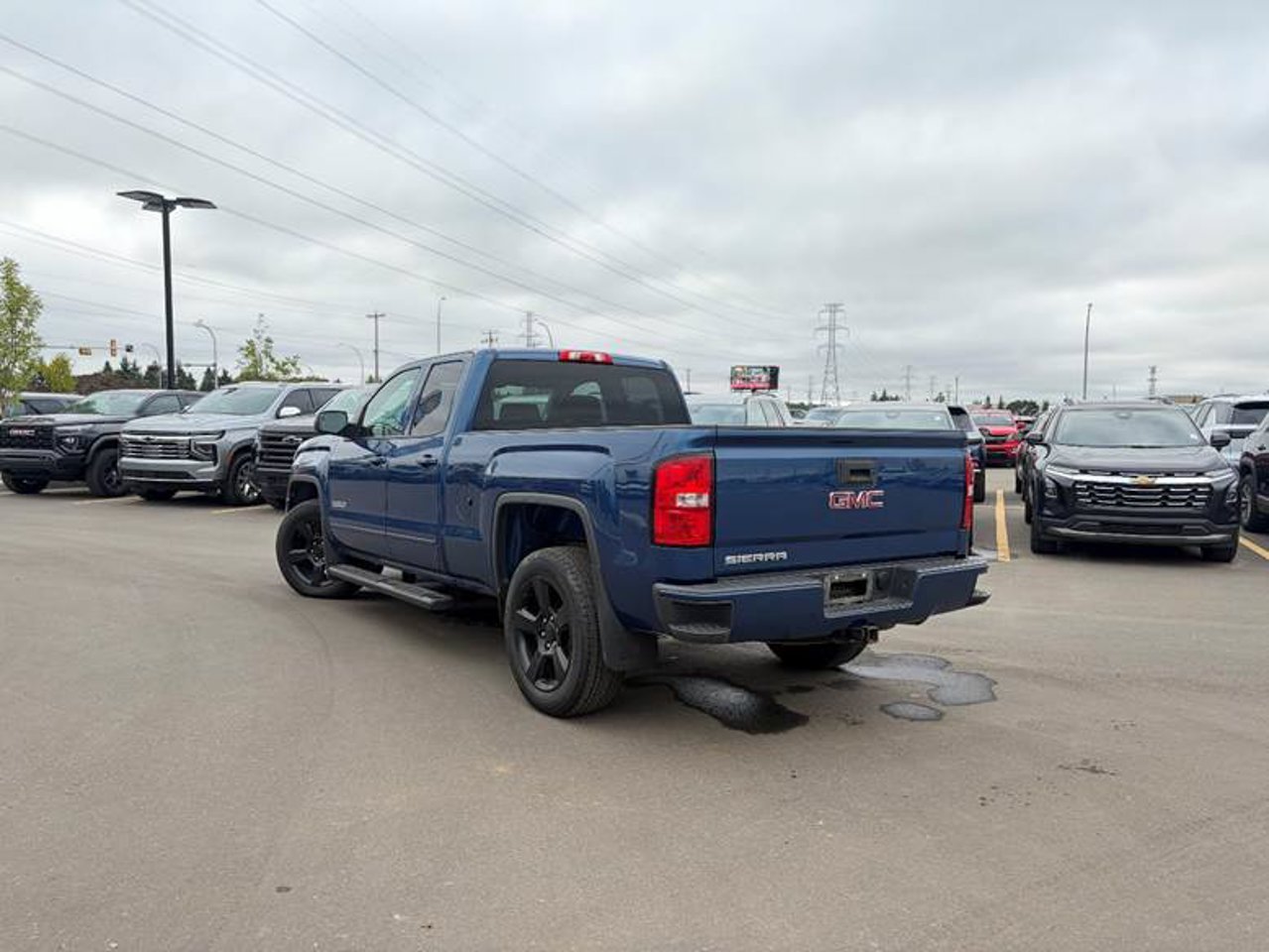 2018 GMC Sierra 1500 4WD Double Cab 143.5 Blue Sherwood Park - photo #3