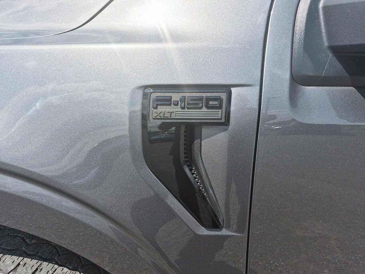 2024 Ford F-150 Grey Saint-Jérôme - photo #5