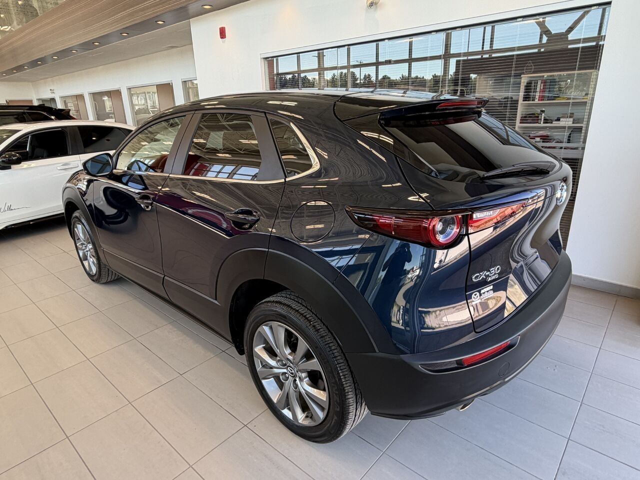 Mazda CX-30 GS-LUXE 2024 Bleu Notre-Dame-des-Prairies - photo #3