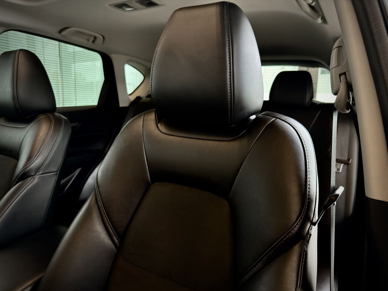 2022 Mazda CX-5 Grey Notre-Dame-des-Prairies - photo #22