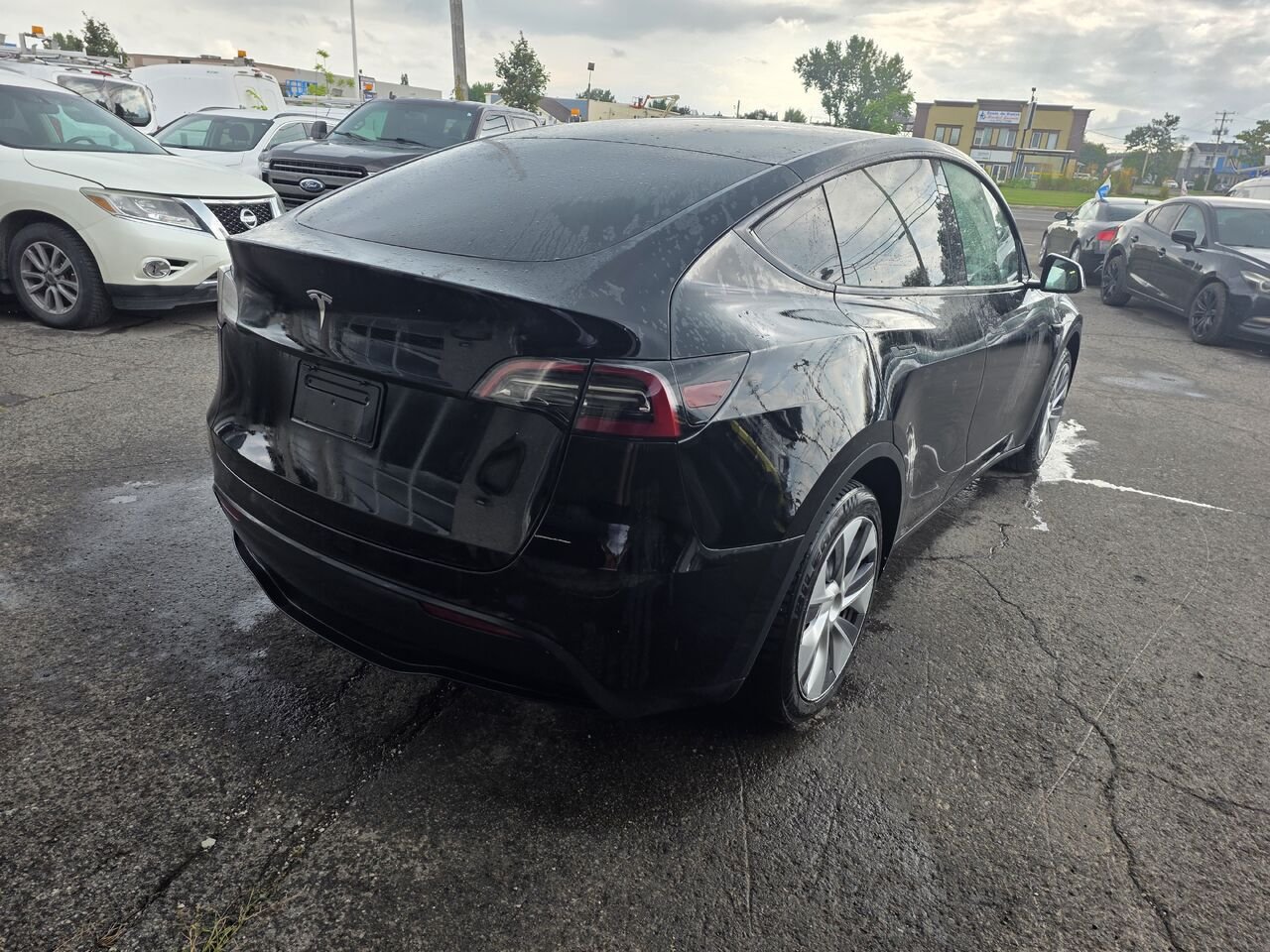 Tesla Model Y 2023 Argent Longueuil, - photo #5