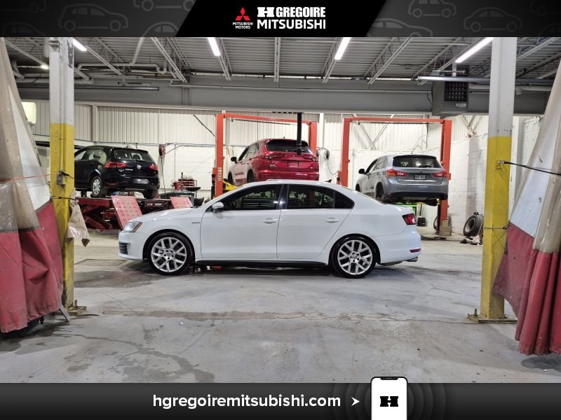 Volkswagen Jetta 2014 Blanc Laval - photo #4