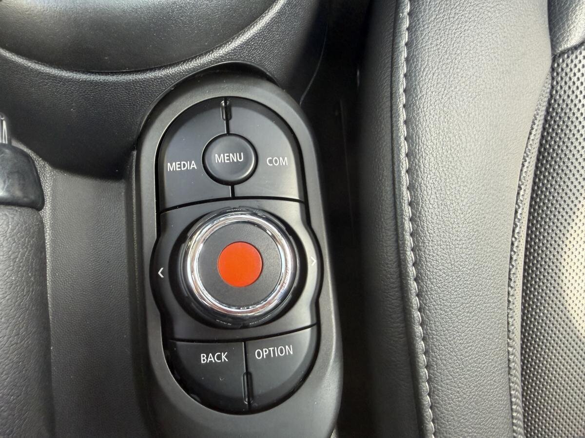 MINI 5 door 2021 Rouge  - photo #18