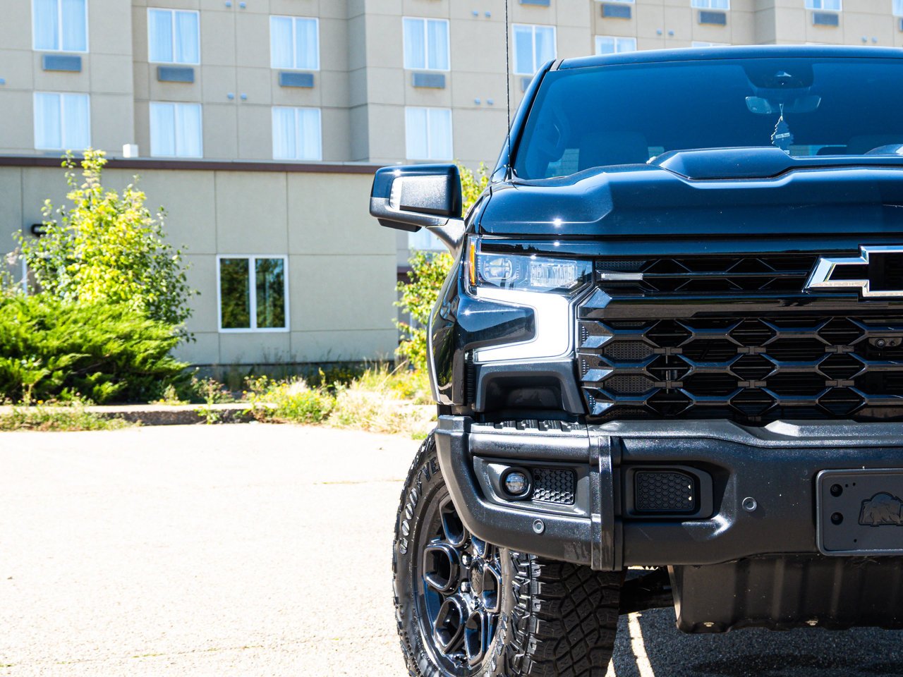 2025 Chevrolet Silverado 1500 4WD Crew Cab 147 ZR2 Black Sherwood Park - photo #5