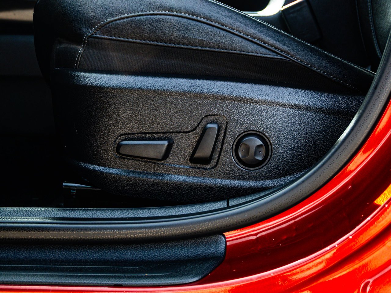 2021 Kia Seltos SX Turbo AWD Orange Sherwood Park - photo #30