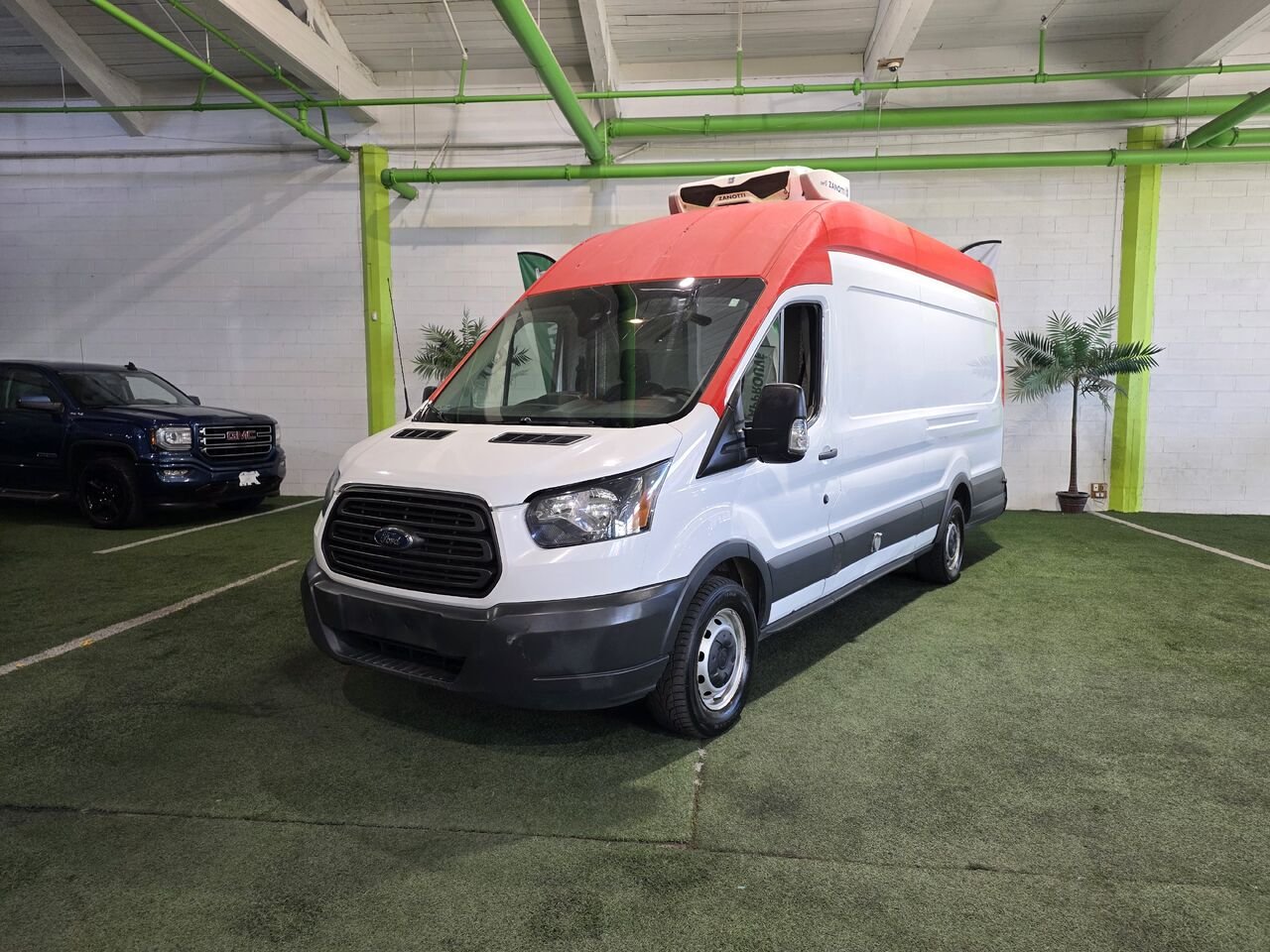 2018 Ford Transit fourgon utilitaire  - photo #0