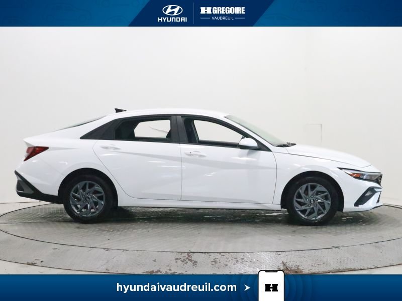 Hyundai Elantra 2025 Blanc Blainville - photo #12