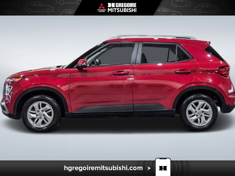 2022 Hyundai Venue 2022 Red