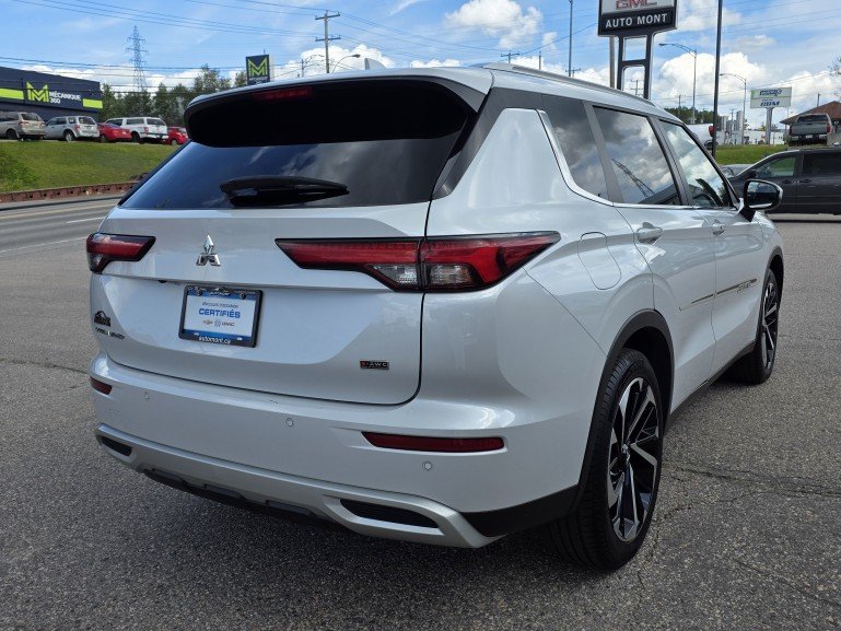 2022 Mitsubishi Outlander SE S-AWC White Mont-Laurier - photo #5
