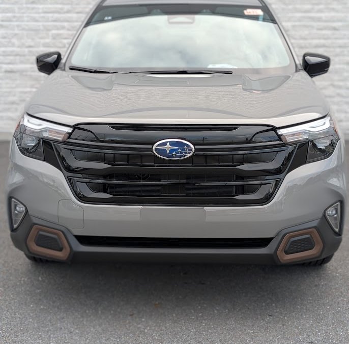 SUBARU Forester SPORT 2026 Roche de rivière nacré